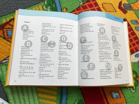 Tehotenský kalendár kniha,