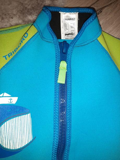 Neoprénové plavky tribord,