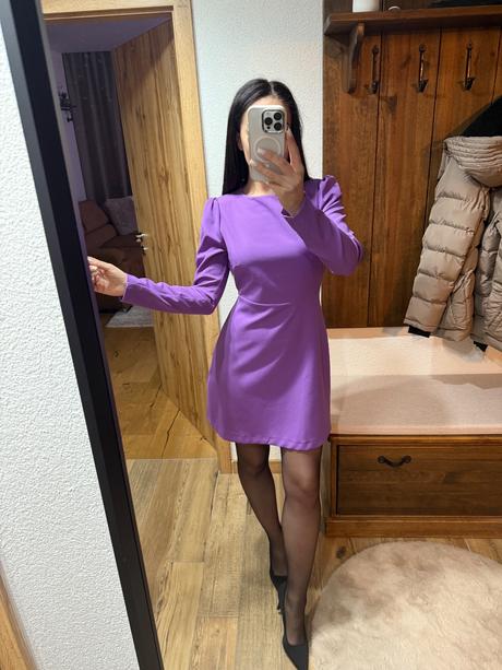 Šaty s odhaleným chrbtom, mohito,s