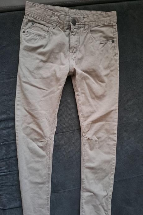 Elegantné nohavice, chapter young,158