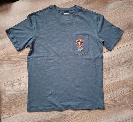 Nová súprava mikina,tričko,šiltovka onepiece, sinsay,xs