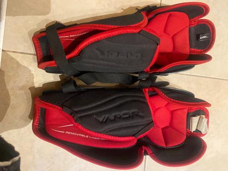 Holene bauer vapor x 700, velkost 13, bauer,m