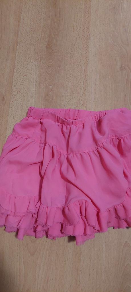 Dievčenské sukne velk.116, takko,116