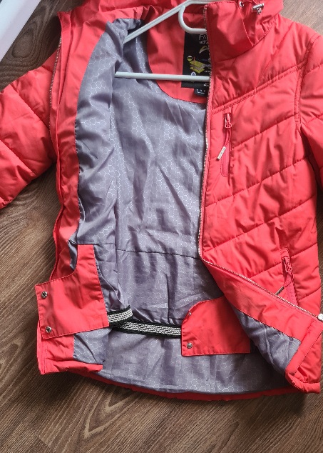 Veľmi pekná bunda, f&f,s