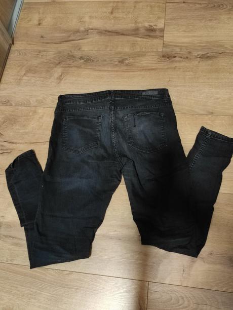 Dámske dotrhane rifle, veľkosť 42, 42