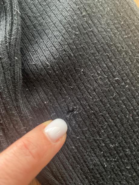 Cierne vrubkovane tricko, abercrombie&fitch,140