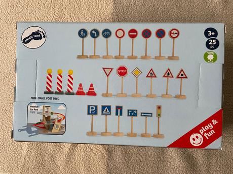 Drevene dopravne znacky - nové, 