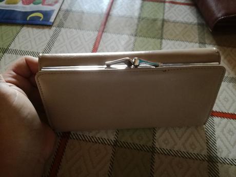 Dámska peňaženka,