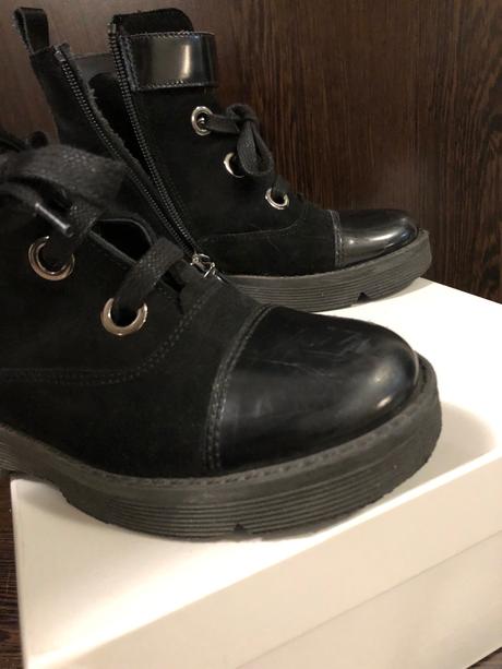 Vyššie cizmicky, topánky zn. armani, veľkosť 30-31, 31