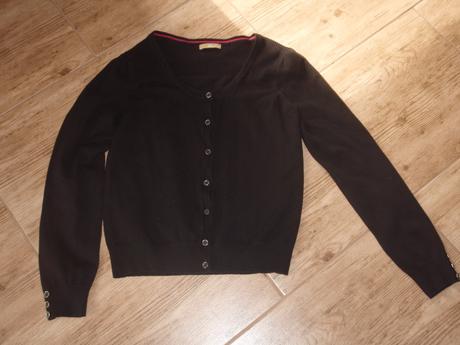 Čierny pulóvrik, m