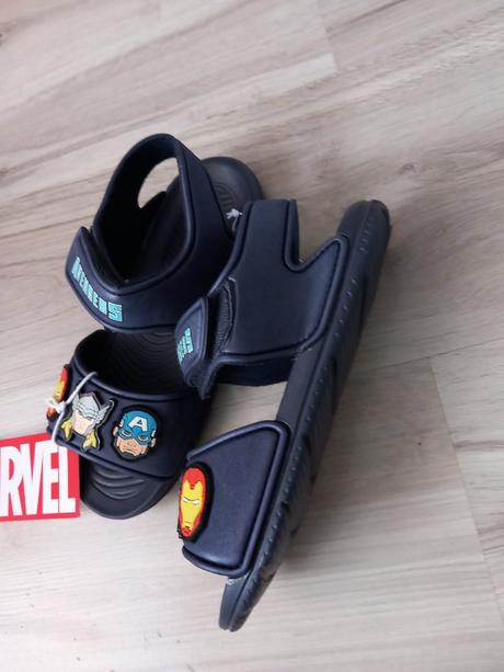 Sandále, marvel,33