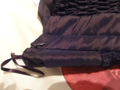 Spolocenske saty, 36