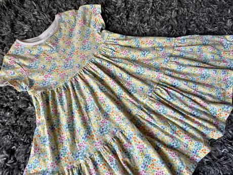 Kvetované šaty, f&f,116