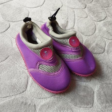 Topánky do vody, 27