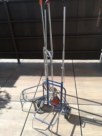 Skladacie vozíky na kufor,