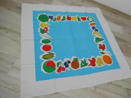 Retro obrus s ovocím a zeleninou,, 
