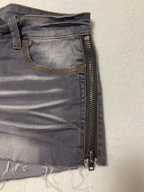 Rifľové kraťasy so zipsami, 40