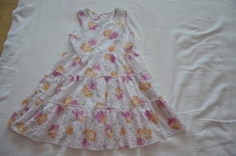Letné dievčenské šaty, 122