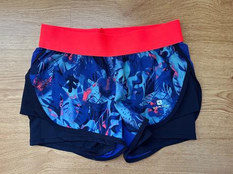 Sportove sortky, domyos,110