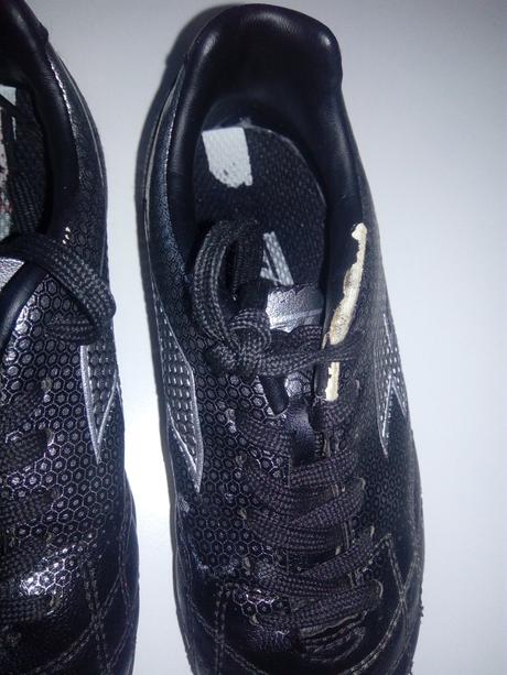 Halová obuv + chraniče, lotto,27