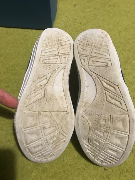 Plátené tenisky, 31