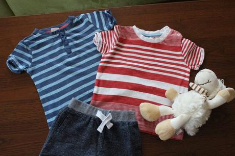 2 ks pásikavých tričiek, f&f,74