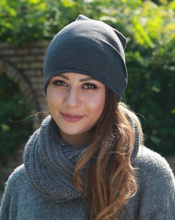 Modne čiapky /mix farieb/, l / m / s