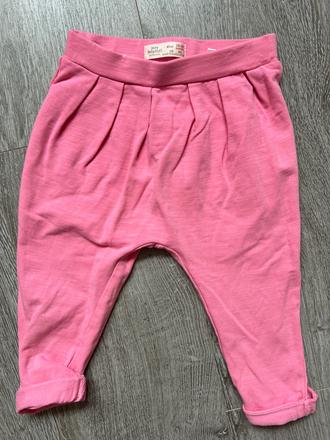 Pudlove teplaky, zara,86