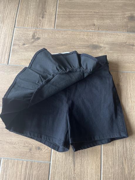 Sukňa - šortky 140-146, 140