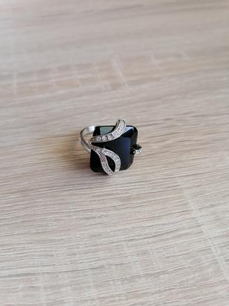 Nádherný maxi prsteň,