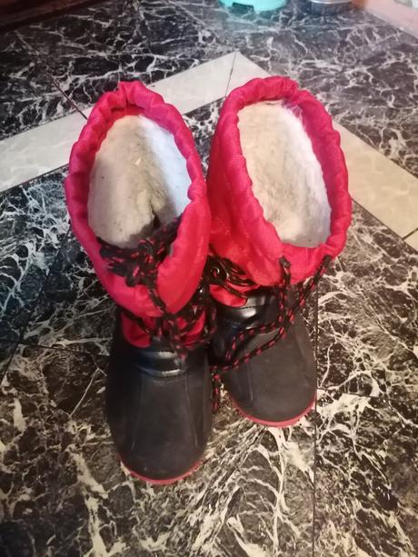 Snehule 34/35 bata, baťa,35