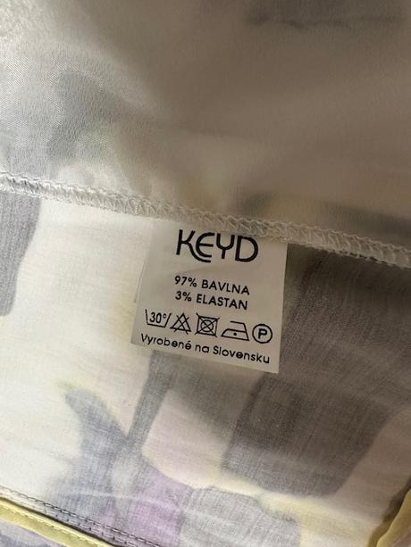 Krásne kvalitné vzorované sako bavlna elastan, 40