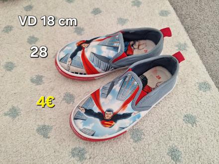 Papuce 28, 28