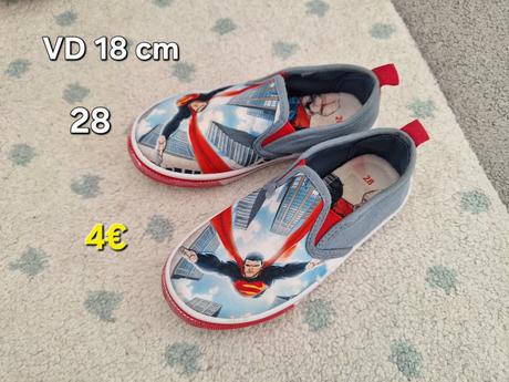 Papuce 28, 28