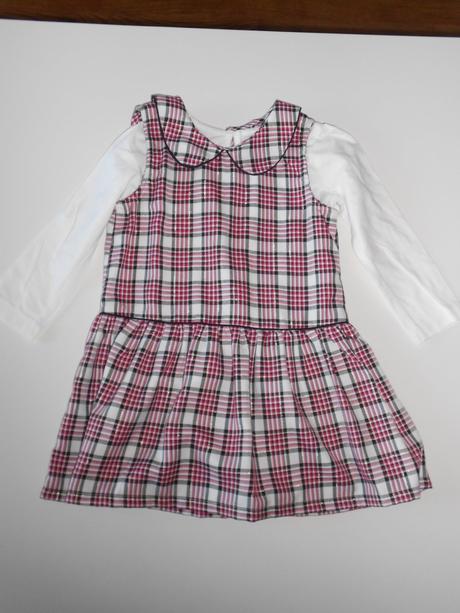 Kárované šaty, 98