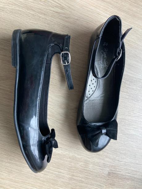 Čierne elegantné balerínky, 36