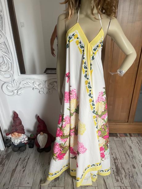 Luxusne saty shuitty, 