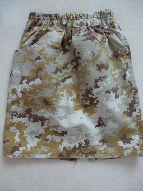 Maskáčová suknička, 98