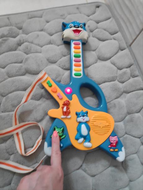 Balik hudobne hracky, 