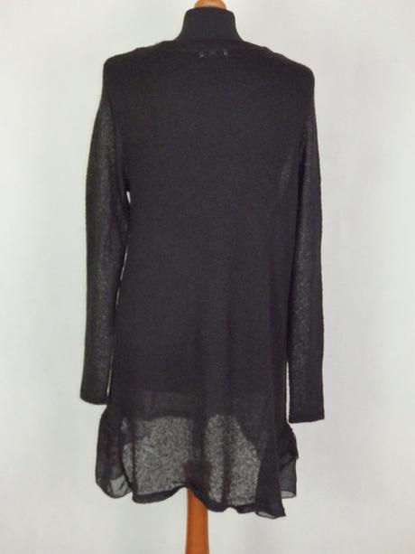 Kvalitný vlnený pulover, 42