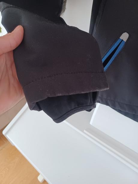 Prechodná bunda, 152