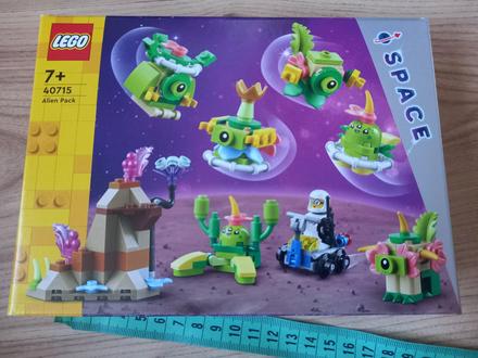 Lego 40715 mimozemšťania a kozmonaut,