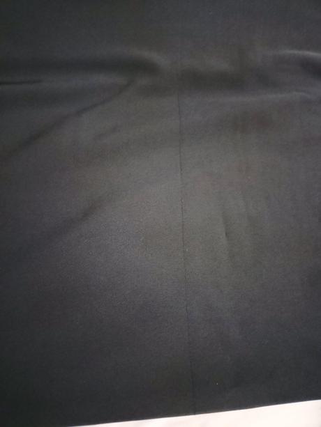 Spoločenské šaty, 44