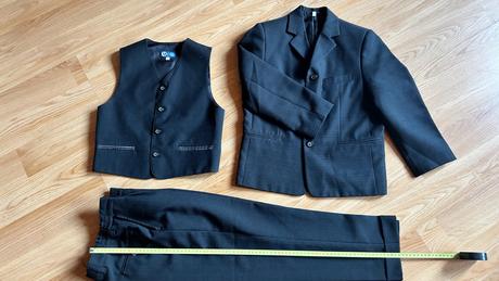 Chlapčenský oblek v.134 - tmavošedý, 134