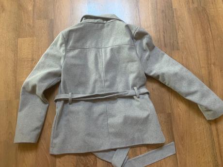Kabát 40, 40