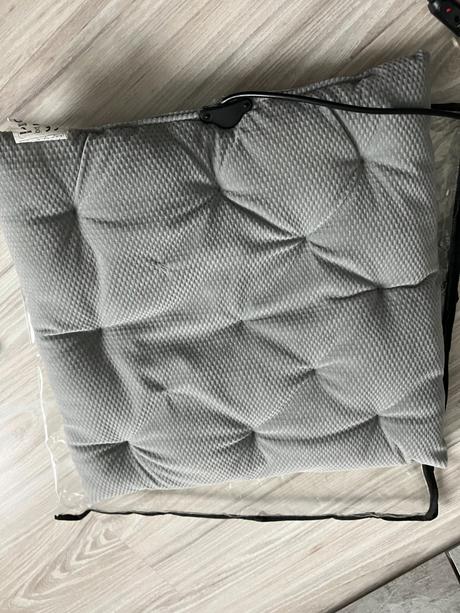 Výhrevný podsedák do auta, 