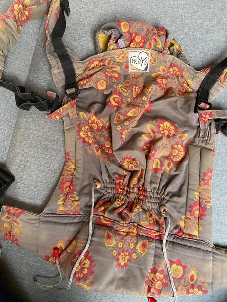 Ergonomicky nosic satkovy, moyo