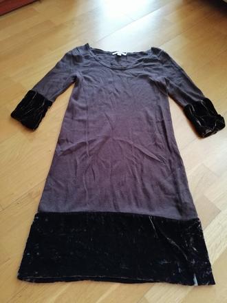 Hnedé šaty so zamatovým okrajom, 36