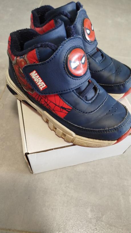 Zateplene tenisky, 29