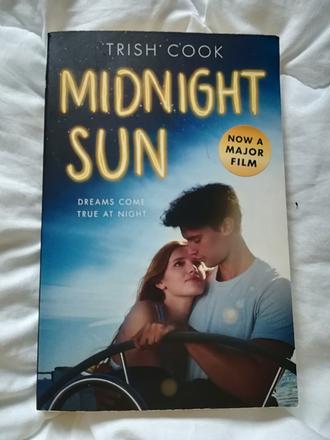Anglická knižka midnight sun, 